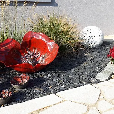 Terre D'helene 4 à 5 Pers Proche Strasbourg 42 M2, 3 étoiles, Wifi, Paisible, Jardin, Proche Commerces,16 Atouts, Animaux Acceptés Appartamento